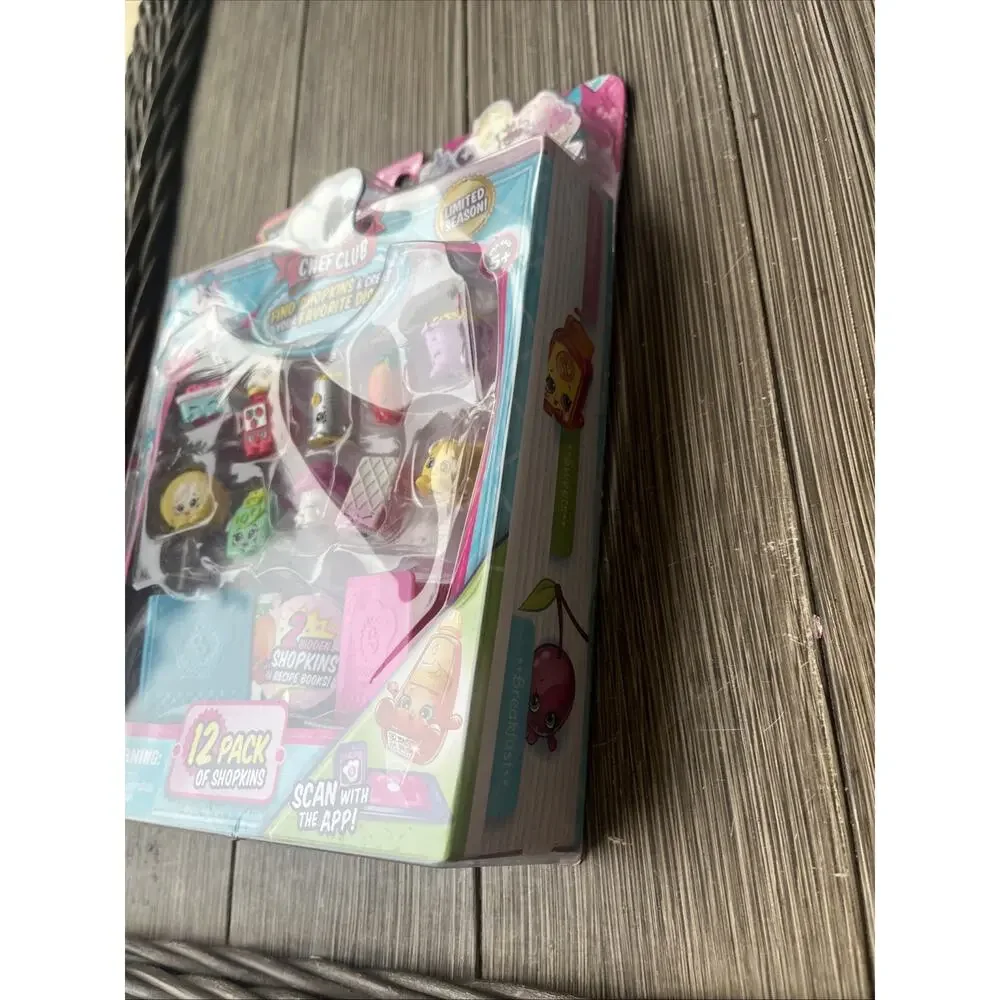 Shopkins Season 6 Chef Club 12-Pack Pretend Food Figures Multicolor
